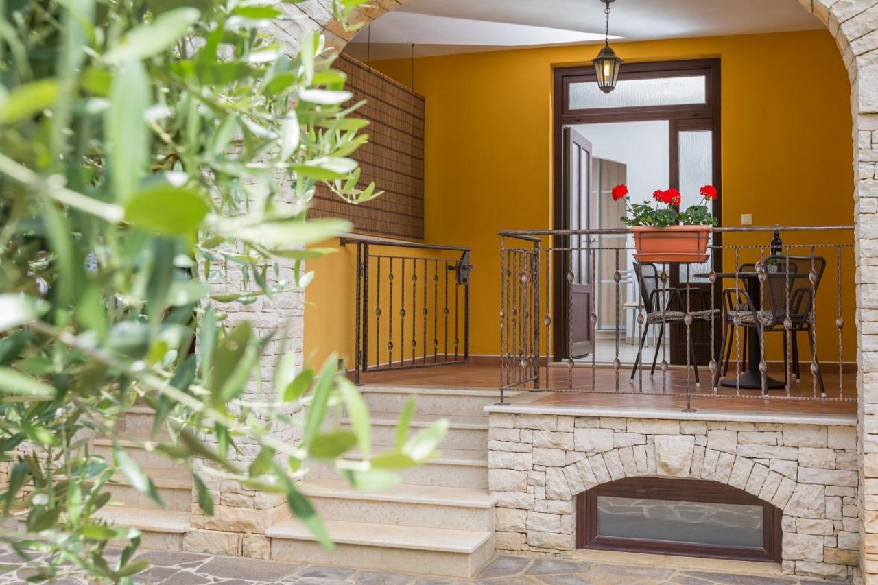 Studio Apartments Pinia-Marina Porec Esterno foto