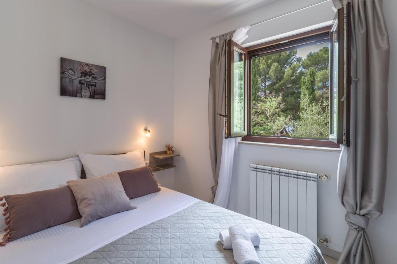 Studio Apartments Pinia-Marina Porec Esterno foto