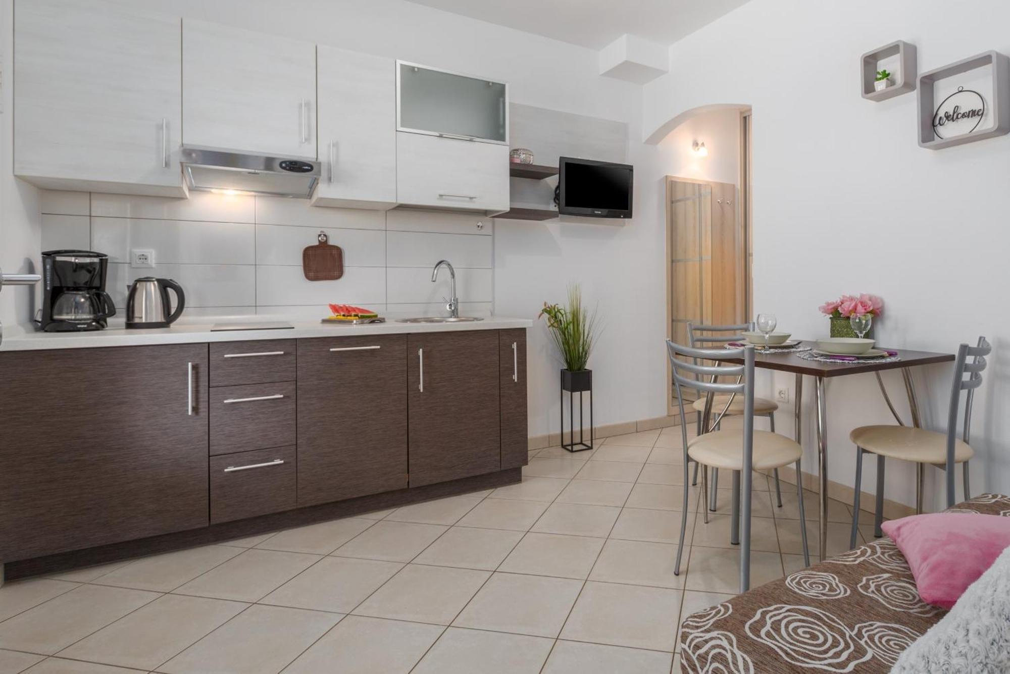 Studio Apartments Pinia-Marina Porec Esterno foto